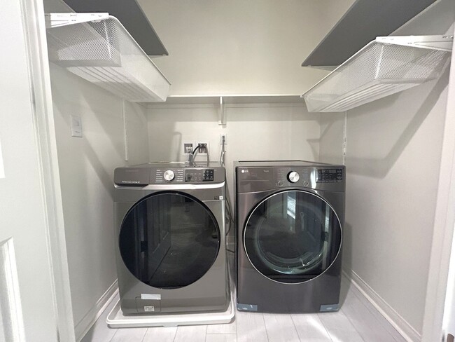 Building Photo - PADDOCK AVE CHINO 91708 (4 BED / 3 BATH)