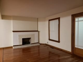 Living Room - 446 W Grand Ave