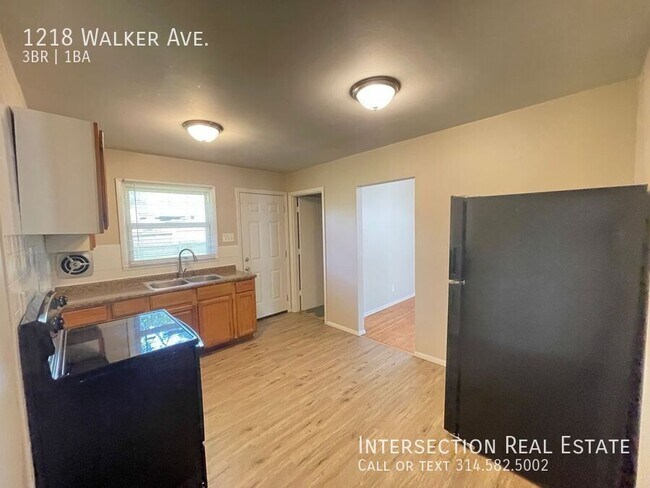Building Photo - 1218 Walker Ave