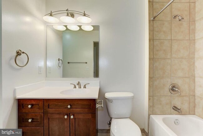 Building Photo - 2120 Vermont Ave NW