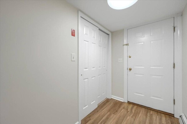 Building Photo - 205 Hudson St