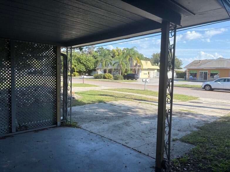 Building Photo - 788 San Christopher Dr