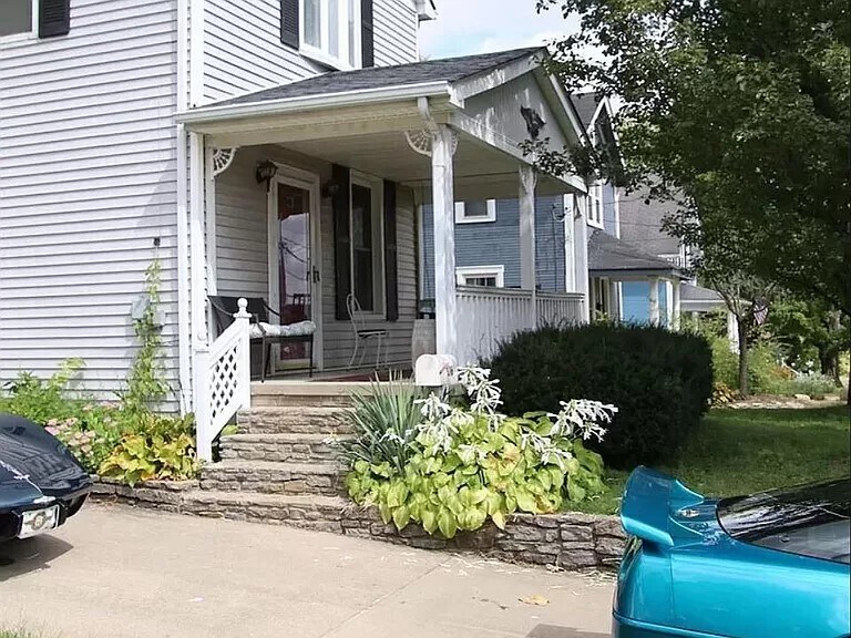 Building Photo - 516 Mound Ct