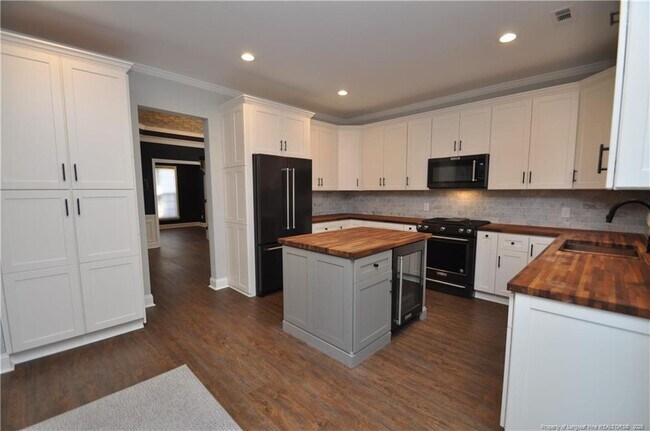 Building Photo - 124 Shadow Mountain Ln