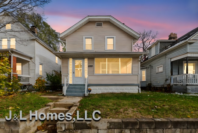 Building Photo - 888 Miller Ave