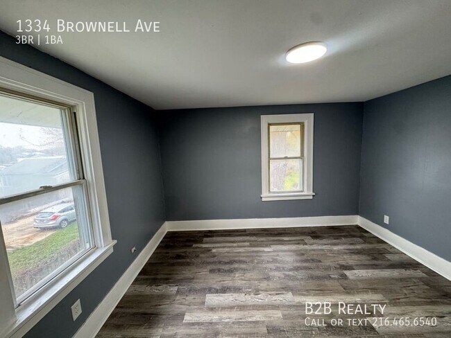 Building Photo - 1334 Brownell Ave