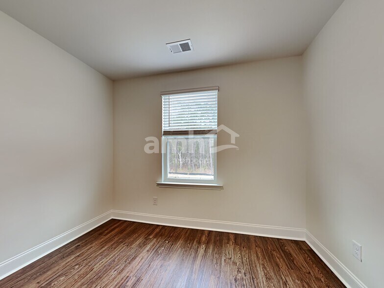 Building Photo - 1152 Alice Smalls Rd