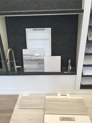 Building Photo - 5569 Celebration Dr