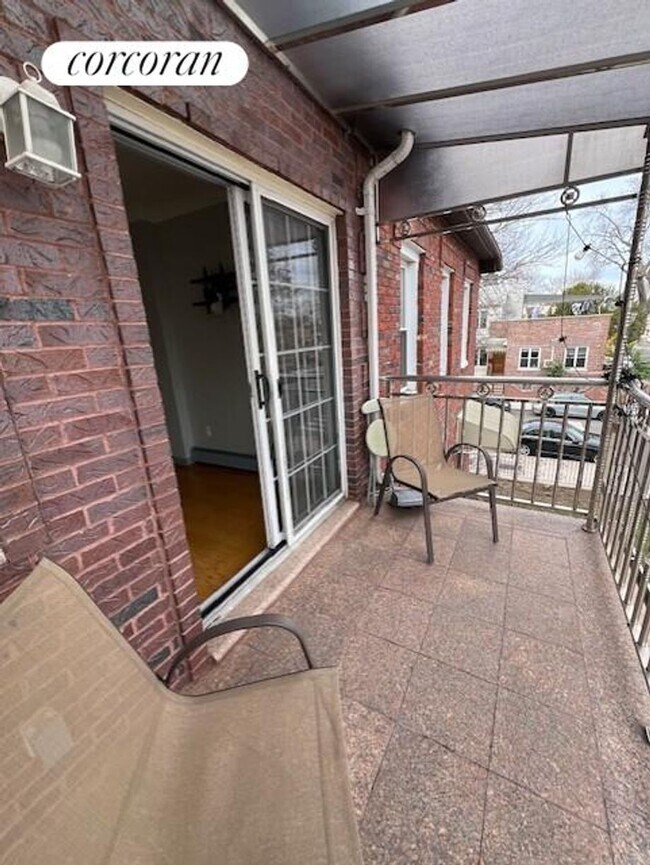 Building Photo - 6206 24th Ave