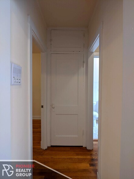 Building Photo - 2648 N Spaulding Ave