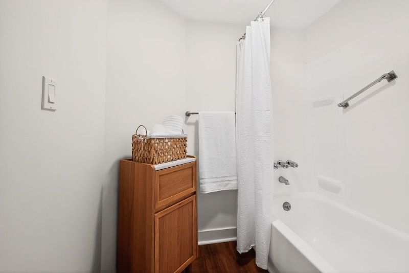 Building Photo - 5619 Vantage Point Rd