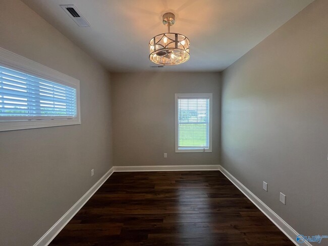 Building Photo - 102 Co Rd 469