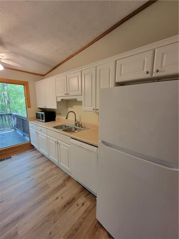 Building Photo - 205 Watkins Glen Dr NE