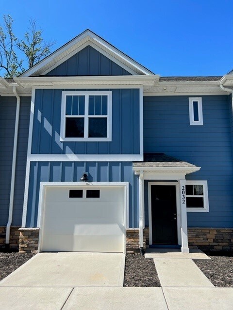 Primary Photo - 2032 Summey Ave