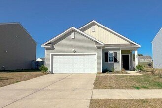 Building Photo - Home in Cane Bay Plantation