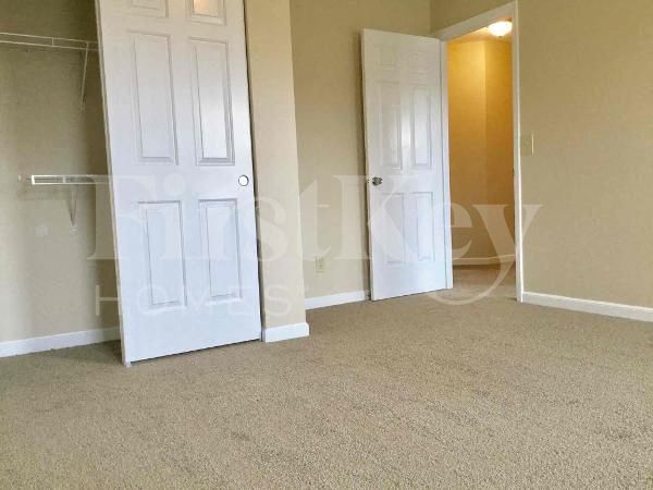 Building Photo - 9742 Coventry Ct