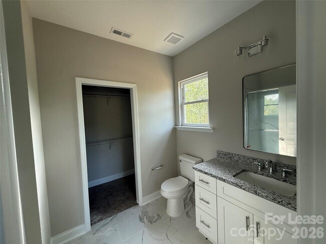 Building Photo - 5536-5538 Wrenn Dr