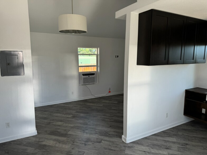 Building Photo - 1175 Normandy Rd