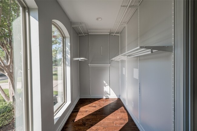 Building Photo - 5527 Fragrant Cloud Ct