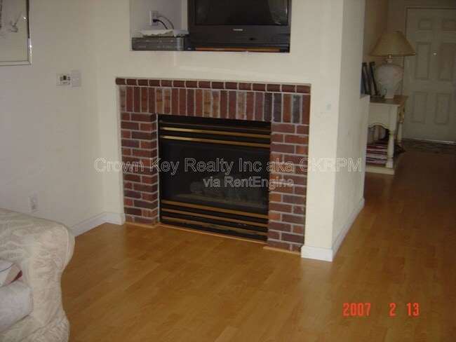 Building Photo - 1720 Alcira Nunez St