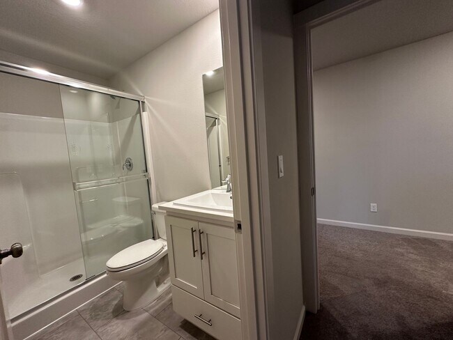 Building Photo - 6157 Savannah St SE