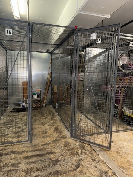 Storage Unit - 1551 4th Ave