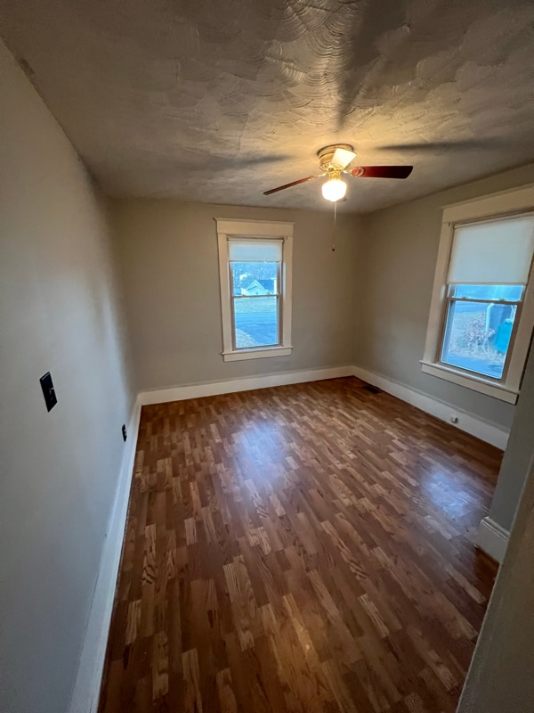 Building Photo - 1136 Moorland Ave