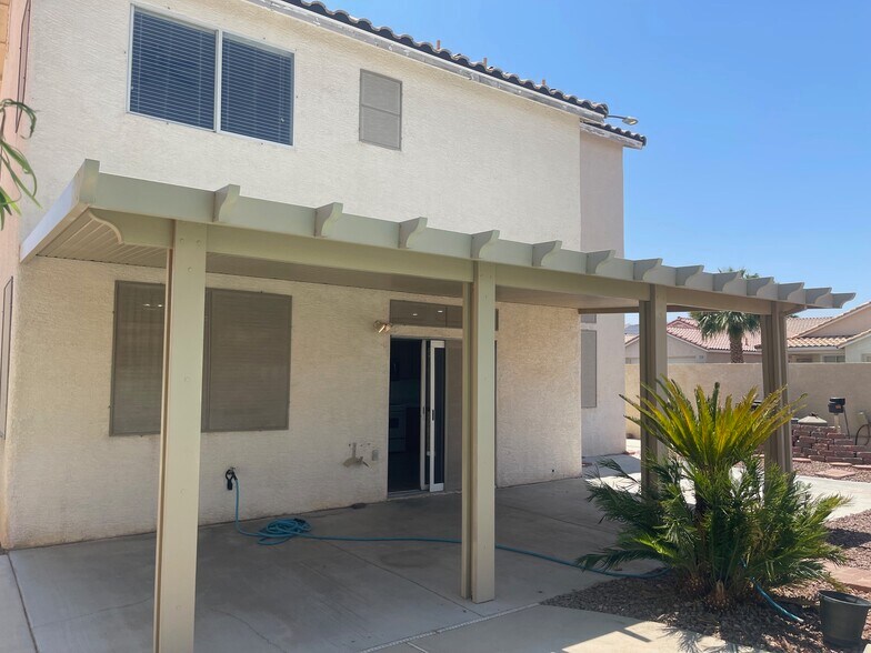 Building Photo - 8040 Tailwind Ave