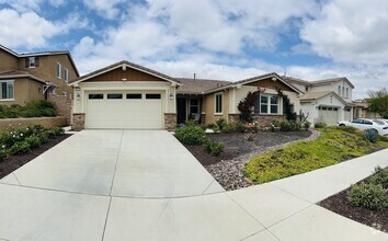 Building Photo - 45781 Ambara Ct