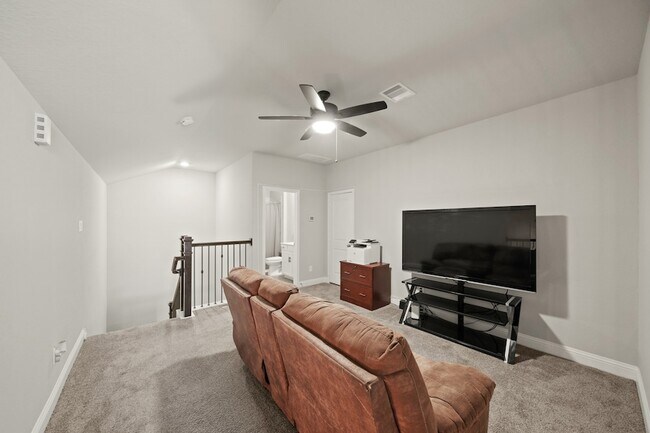 Building Photo - 1735 Harvest Lake Dr