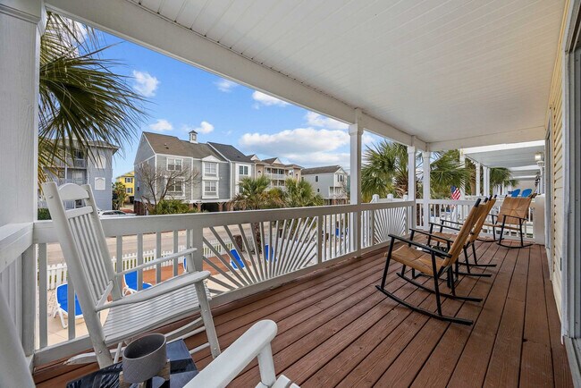 Building Photo - 111A S Yaupon Dr