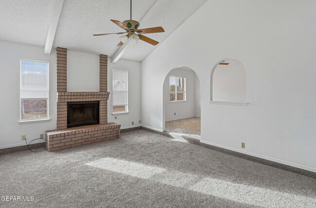 Building Photo - 905 Mark Wallace Ln