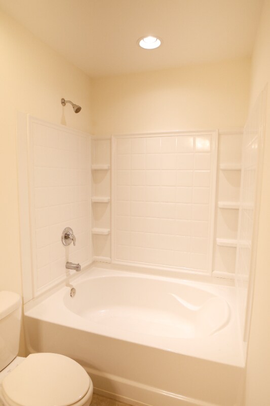 Building Photo - 2570 River Trail Dr