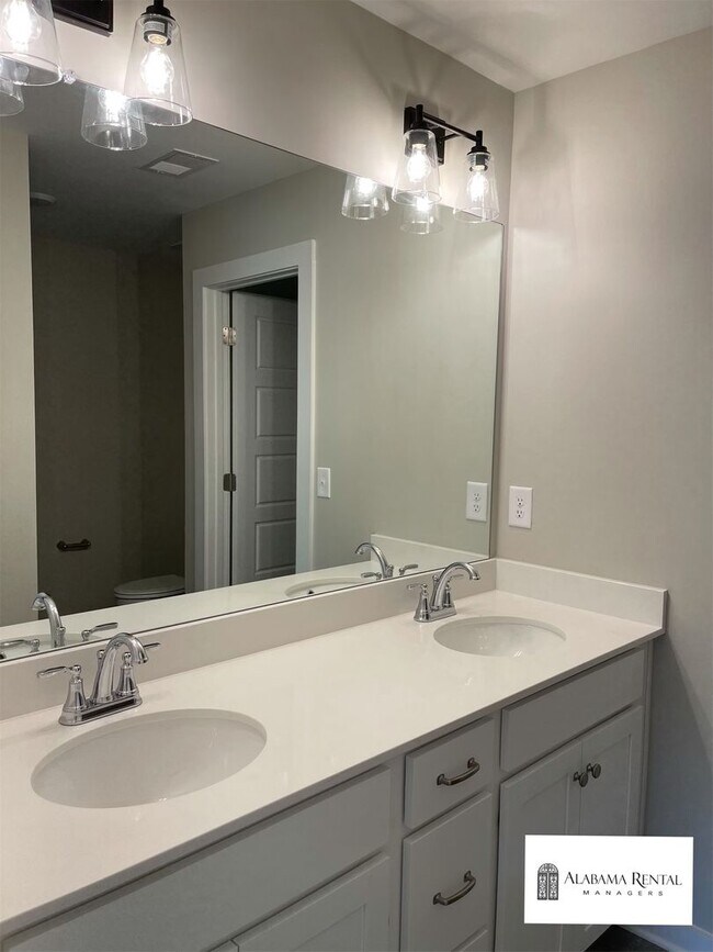 Building Photo - Beautiful Home for Rent in Calera, AL... A...