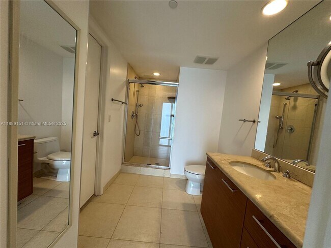 Building Photo - 50 Biscayne Blvd