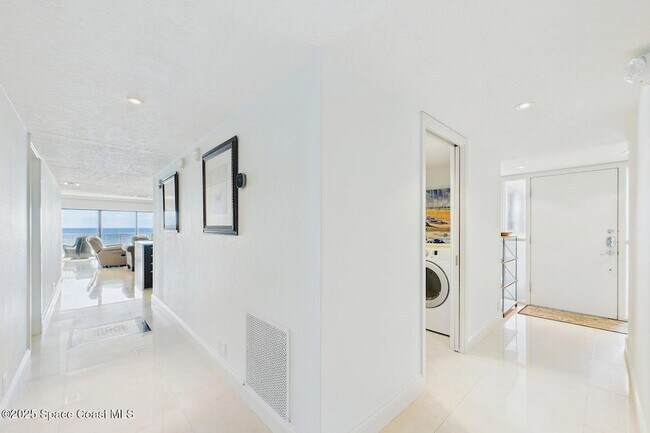 Building Photo - 55 N 4th St