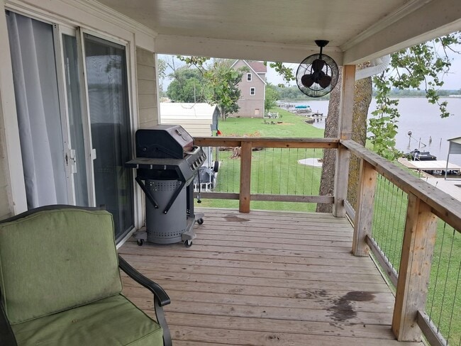 Building Photo - 239 Mallard Ln