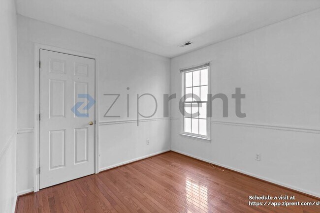 Building Photo - 4405 Candalon Way