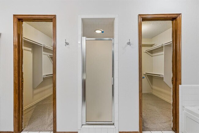 Building Photo - 8801 Scirocco Cir