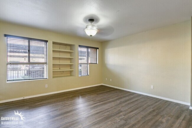 Building Photo - Beautiful 2Bdm 2Ba Condo at the Base of North Mountain Preserve!