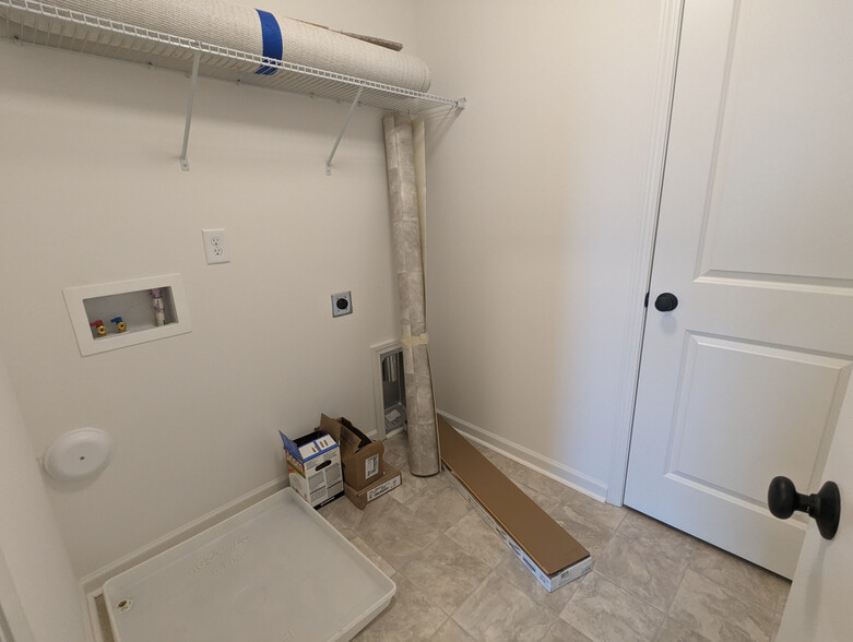 Building Photo - Room in Townhome on Pagebrook Lane