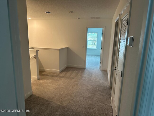 Building Photo - 113 Inkwood Ct