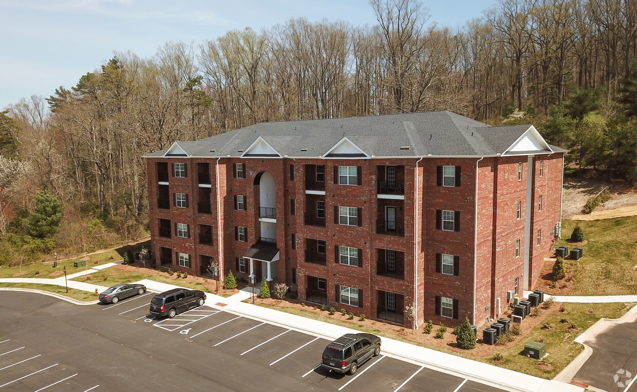Ascot Point Village Apartments Asheville Nc Apartment Finder