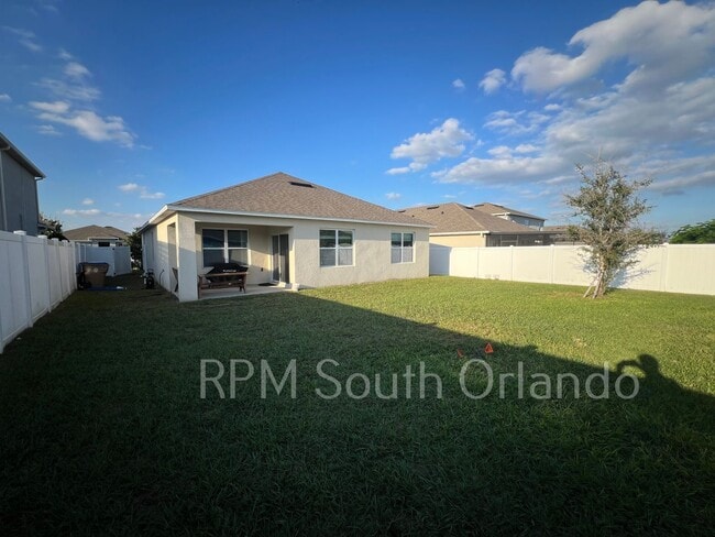Building Photo - Beautiful 3-Bedroom Kissimmee Home – Great Location & Modern Build!