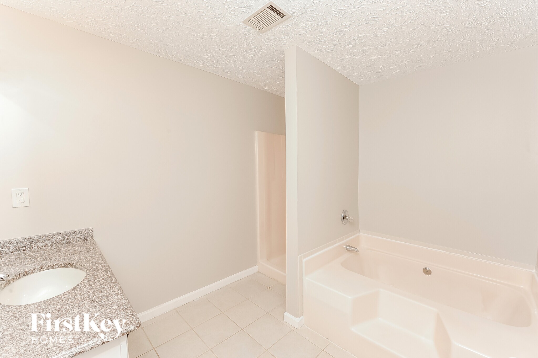 Building Photo - 4945 Bent Creek Ct