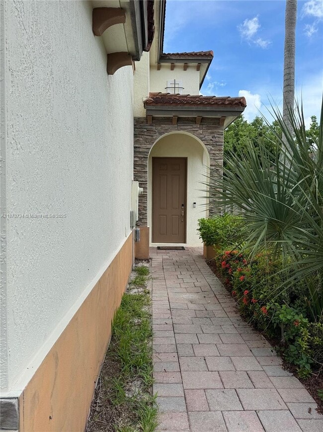Building Photo - 9227 SW 227th Terrace