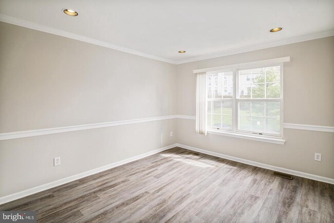 Building Photo - 100 Lemonton Way