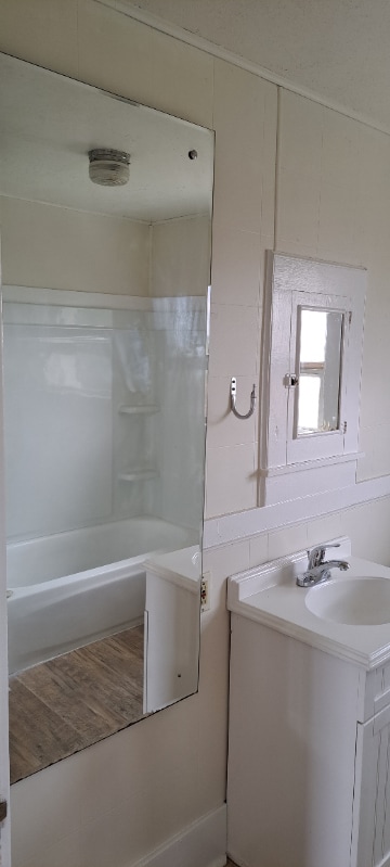 Building Photo - 4156 2500 E