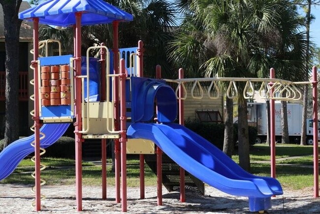 Building Photo - ** Move in Special HALF off your first months rent** LIKE NEW!!!! 2 Bedroom/2 Bath Condo!! Availa...