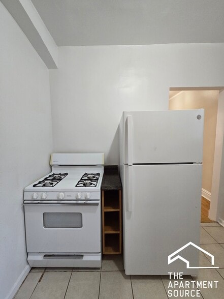 Building Photo - 4931 N Whipple St